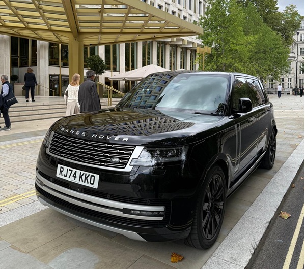 Range Rover Luxury SUV Exterior